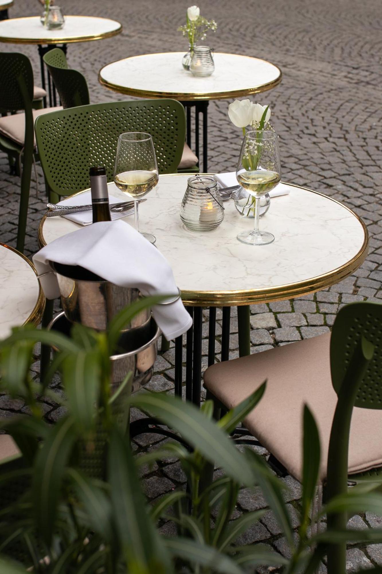 Le Virage Bistro En Hotel 마스트리흐트 외부 사진